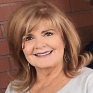 Meet your Posher, Debbie